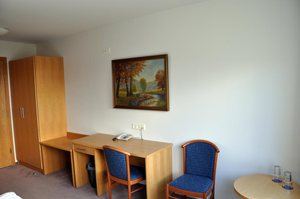 Hotel Hlid Hveragerdi Quarto foto